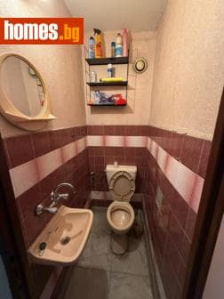 Тристаен, 90m²