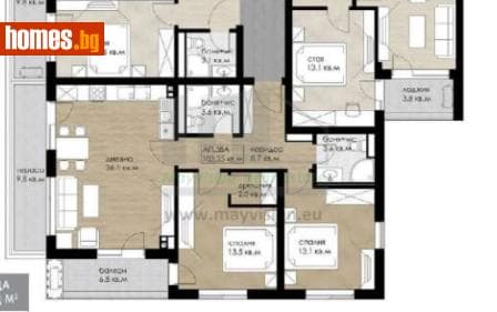 Тристаен, 123m²
