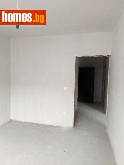 Двустаен, 82m²