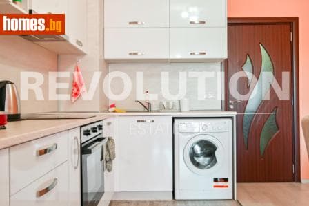 Двустаен, 66m²