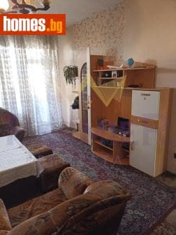 Тристаен, 112m²