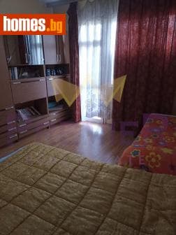 Тристаен, 112m²