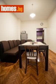 Тристаен, 75m²