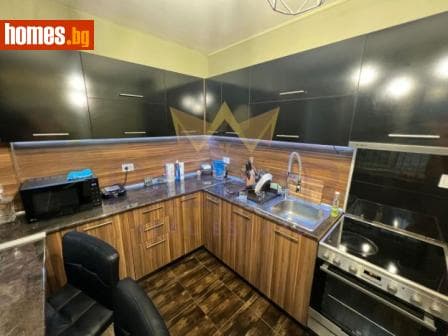 Двустаен, 68m²