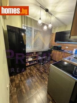Двустаен, 68m²