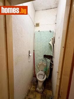 Двустаен, 65m²