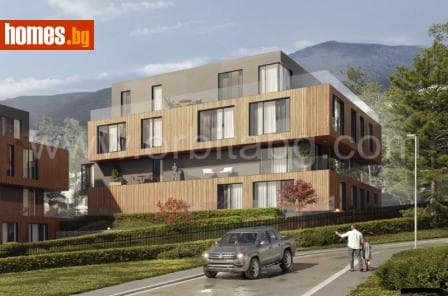Тристаен, 115m²