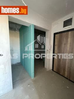 Тристаен, 107m²