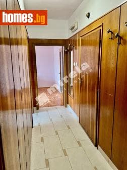 Двустаен, 67m²