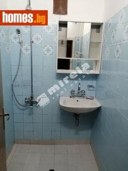 Двустаен, 67m²