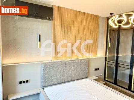 Двустаен, 72m²