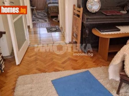 Двустаен, 68m²