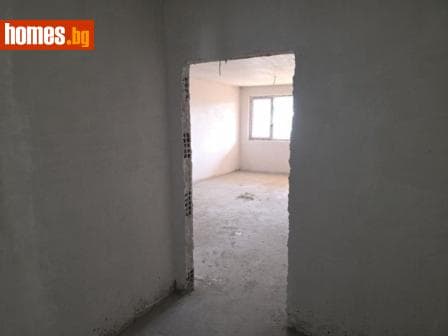 Двустаен, 90m²