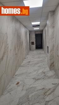 Тристаен, 116m²