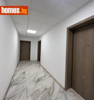 Тристаен, 116m²