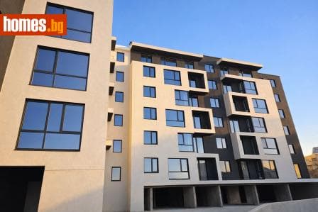 Тристаен, 95m²