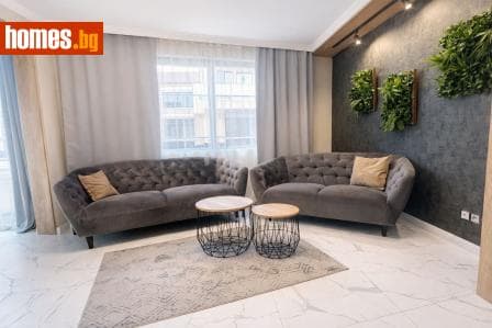 Тристаен, 133m²