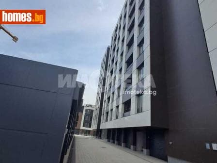 Тристаен, 98m²