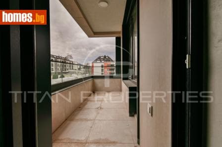 Тристаен, 131m²