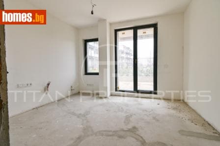 Тристаен, 143m²