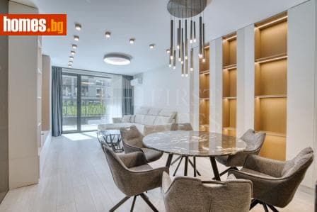 Тристаен, 133m²