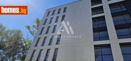 Тристаен, 122m²