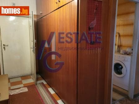 Тристаен, 95m²
