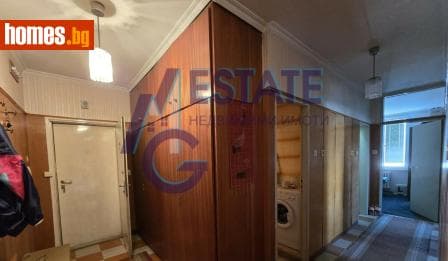 Тристаен, 95m²