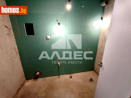 Двустаен, 72m²