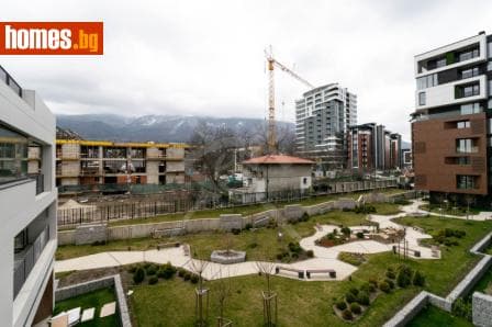 Тристаен, 133m²