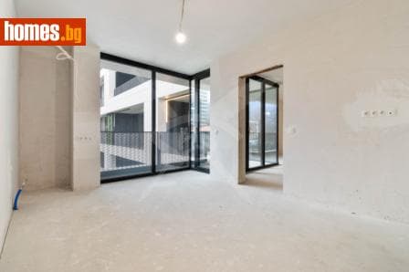 Тристаен, 133m²