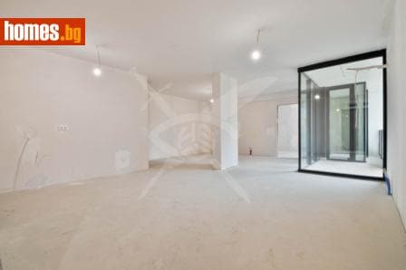 Тристаен, 133m²