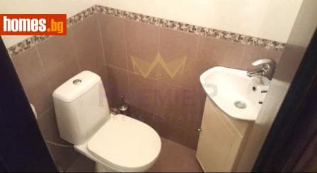 Тристаен, 104m²