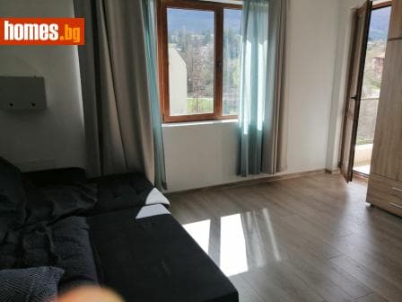 Двустаен, 81m²