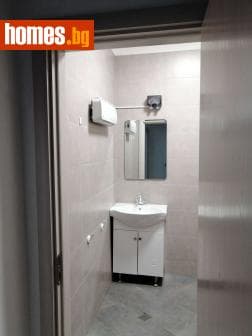 Двустаен, 81m²