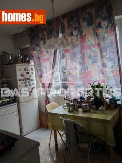 Двустаен, 67m²