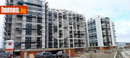 Тристаен, 206m²
