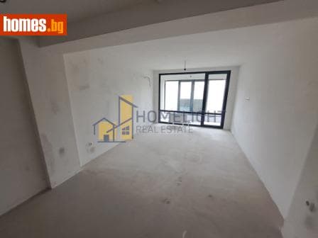 Тристаен, 107m²