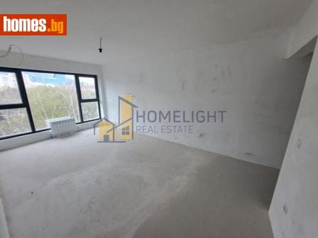 Тристаен, 108m²