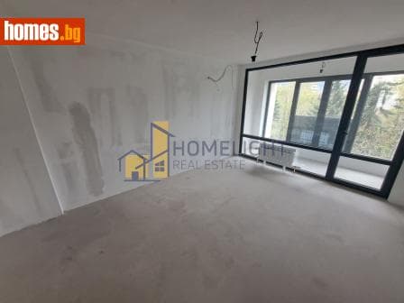 Тристаен, 134m²
