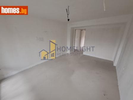 Тристаен, 134m²