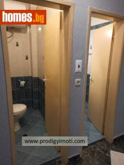 Двустаен, 68m²