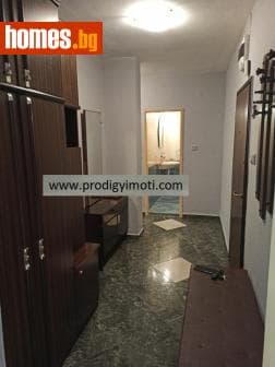 Двустаен, 68m²