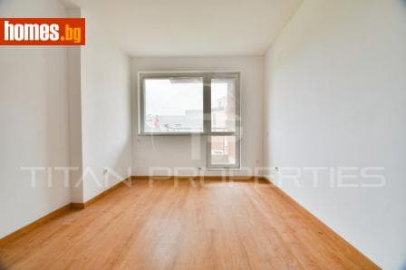 Тристаен, 115m²