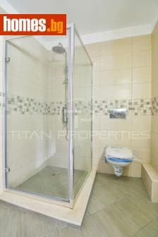 Тристаен, 115m²