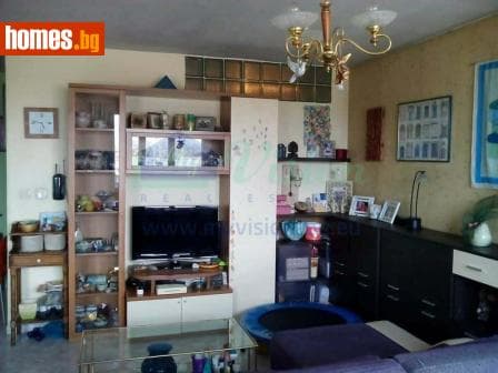 Двустаен, 68m²