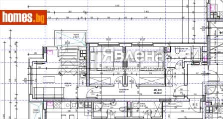 Тристаен, 77m²
