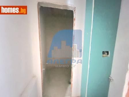 Двустаен, 124m²