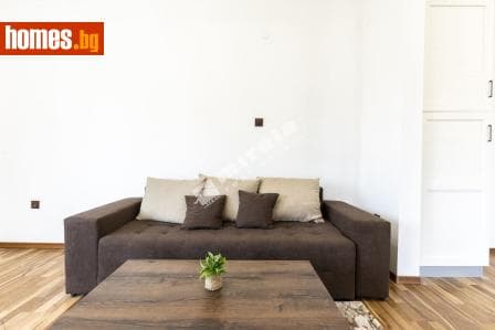 Тристаен, 75m²