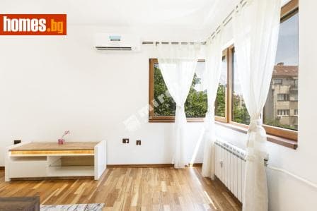 Тристаен, 75m²
